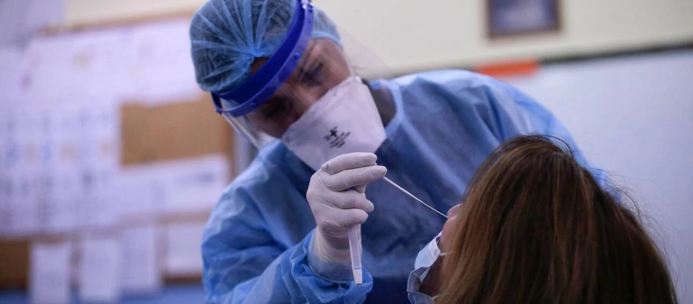 Πειραιάς: Θα πραγματοποιηθούν δωρεάν rapid test - Οι ημερομηνίες και τα σημεία προέλευσης